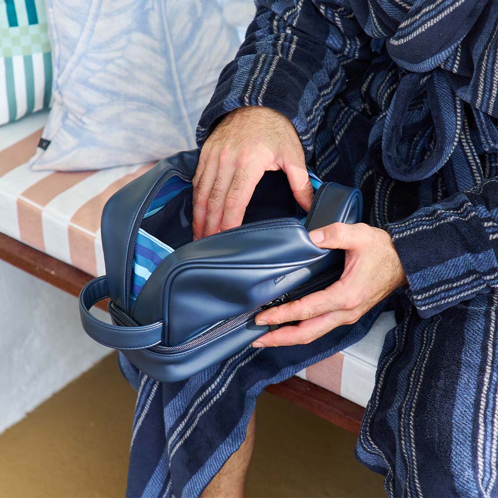 At Men's Wash Bag - Navy | Annabel Trends | Men's Grooming & Toiletry Bags | Thirty 16 Williamstown