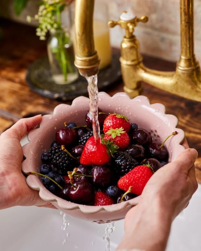 Big Love Beautiful Berry Bowl Pink 20cm Stoneware | Jamie Oliver | Serving Ware | Thirty 16 Williamstown