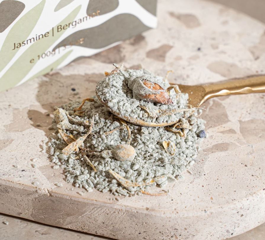 Floral Bath Soak - Jasmine &amp; Bergamot | Stray Willow | Bath &amp; Body | Thirty 16 Williamstown