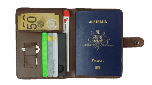 Kompact Wanderer - Light Tan | HS Kompact | Men&#39;s Wallets | Thirty 16 Williamstown