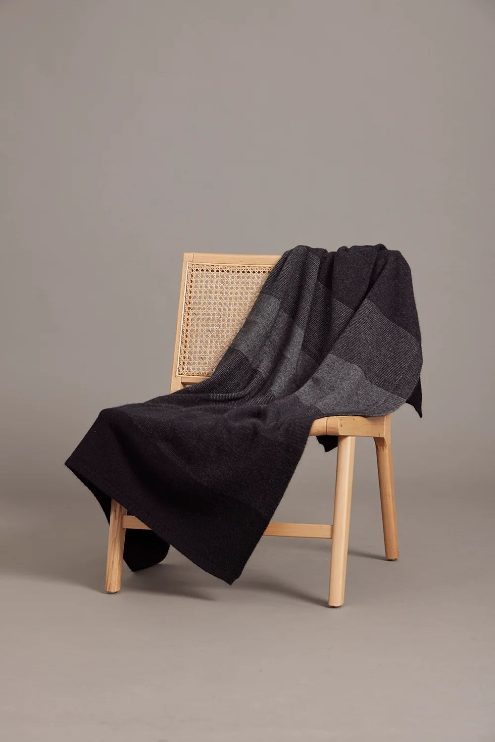 Ombre Throw - Monochrome