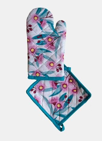 Oven Glove &amp; Pot Holder Set - Flowering Gum | All Gifts Australia | Aprons, Mitts &amp; Tea Towels | Thirty 16 Williamstown