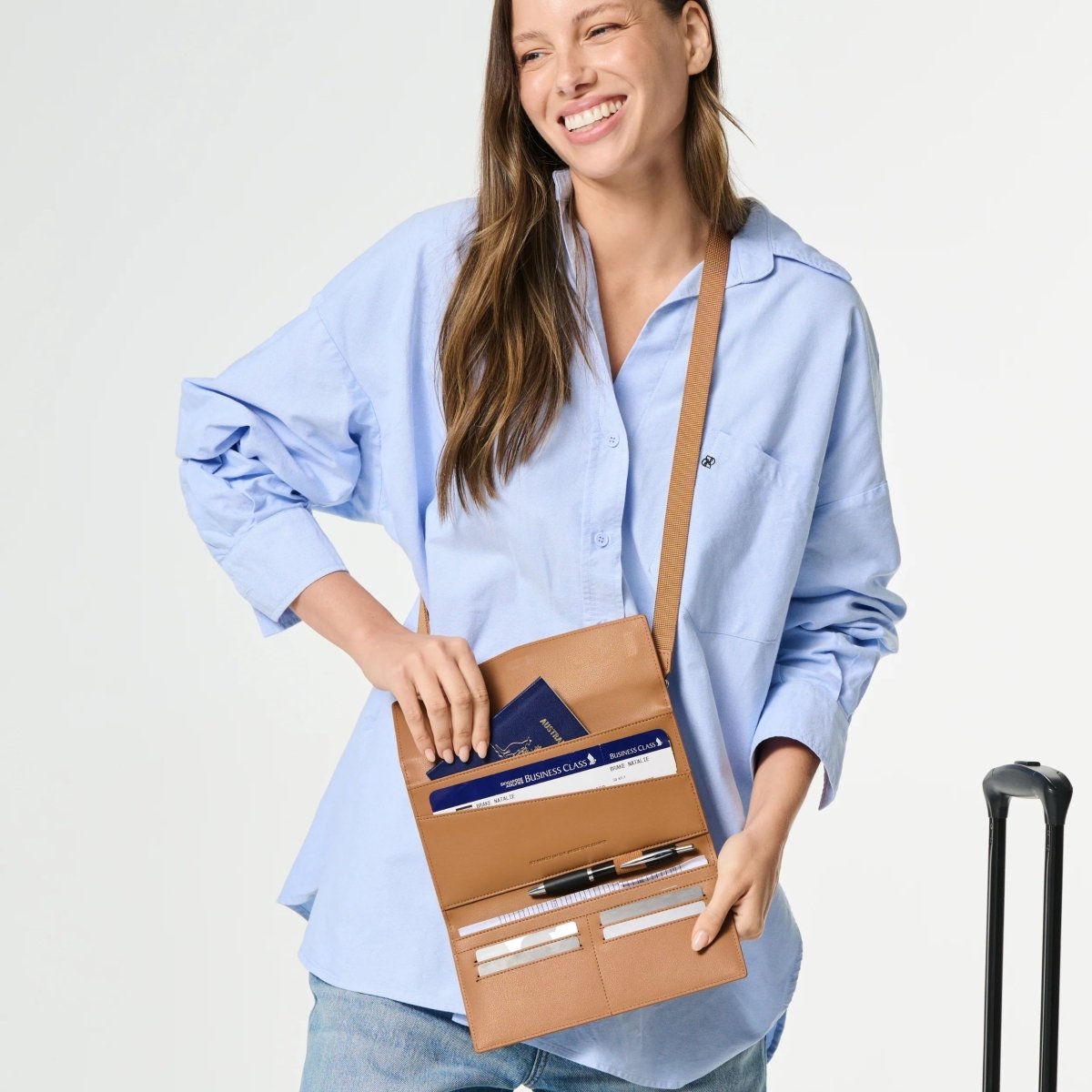 The Traveller 2.0 - Tan | Fox and Leo | Women's Travel Accessories, Bags & Wallets | Thirty 16 Williamstown