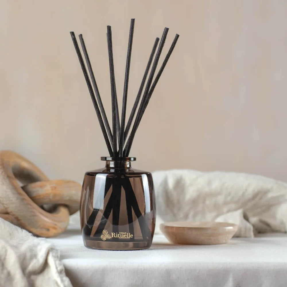 'Apotheca' Fragrance Diffuser Set 220ml - Nectarine, Honey Blossom, Bergamot, Vetiver