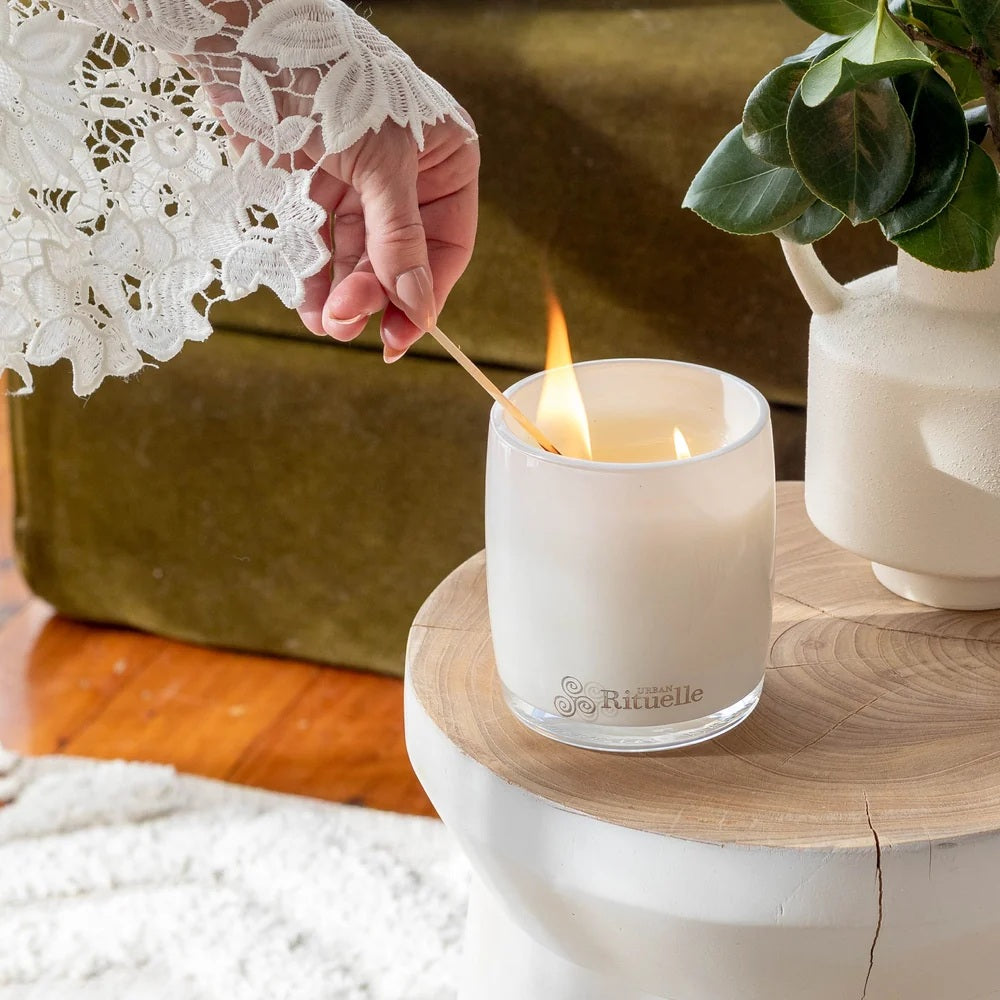 Apotheca' Scented Soy Candle 400gm - Lemongrass, Mandarin Zest, Tahitian Lime, Sandalwood