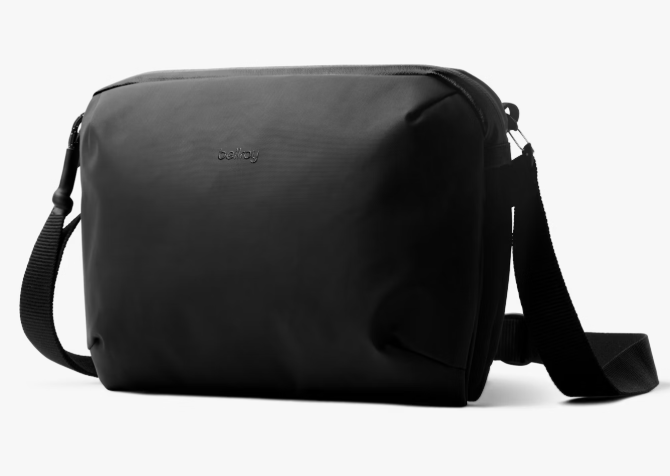 Venture Travel Crossbody 3L - Jet Black | Bellroy | Travel Bags | Thirty 16 Williamstown