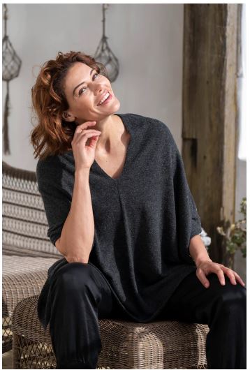 Cashmere Topper - Charcoal | Esperance &amp; Co | Beanies, Scarves &amp; Gloves | Thirty 16 Williamstown